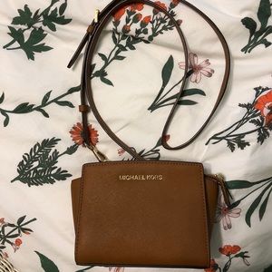 Michael Kors crossbody bag